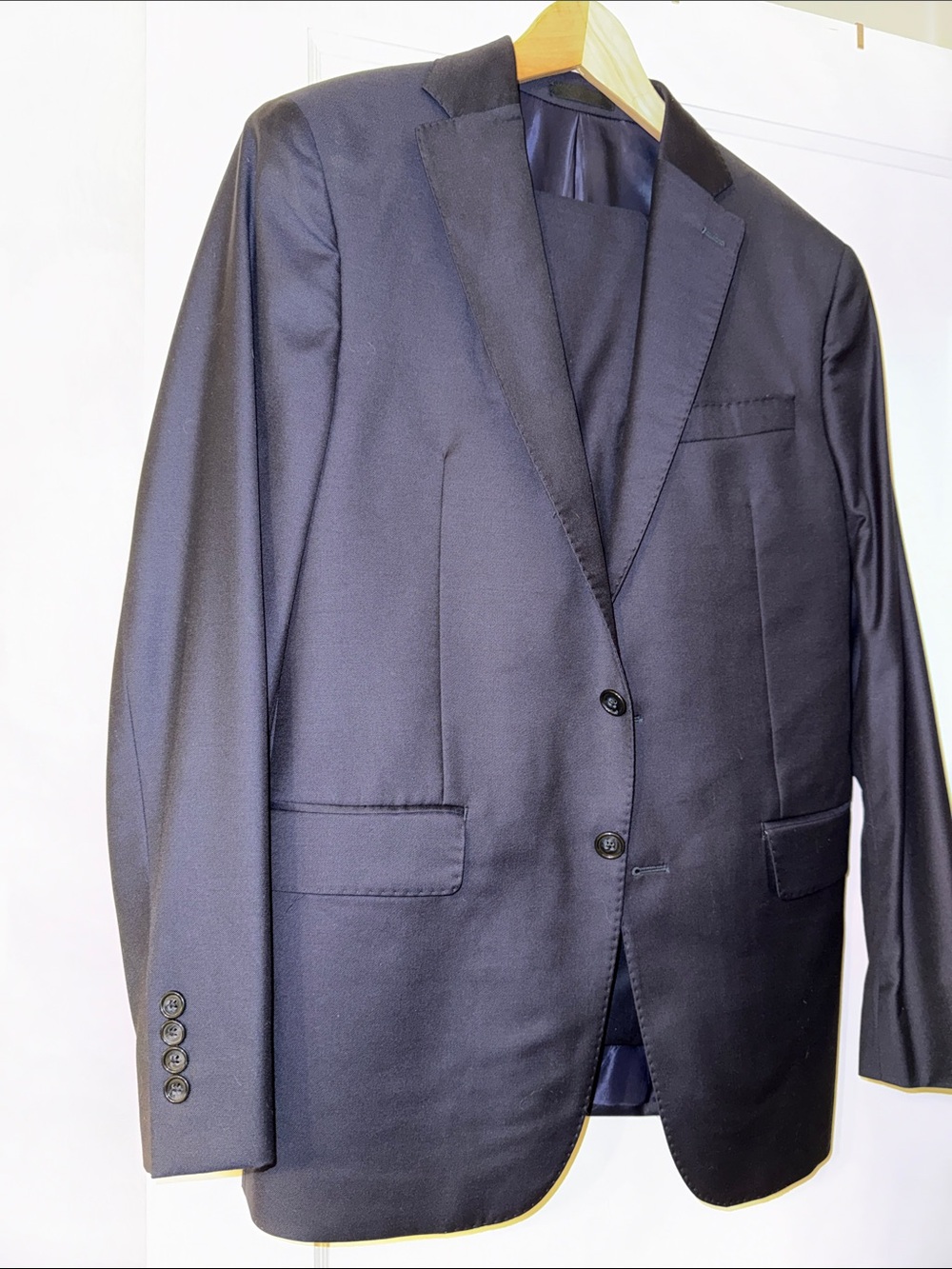 Granger Owings Classic Men's Navy Suit